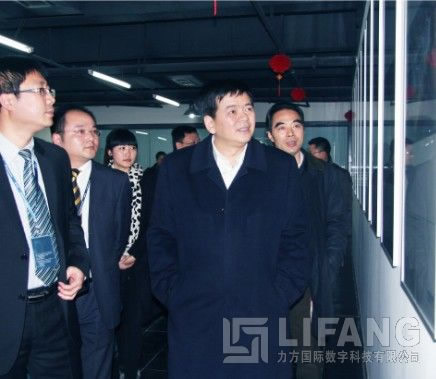 成都市市委常委黄建发莅临安博站官网国际考察