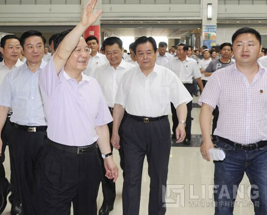 温家宝总理调研安博站官网集团