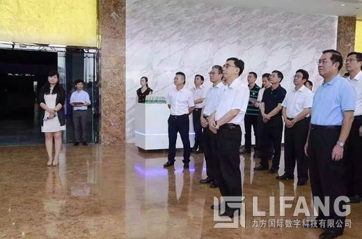 广东省委副书记、省长朱小丹一行莅临天安智谷转型升级体验中心