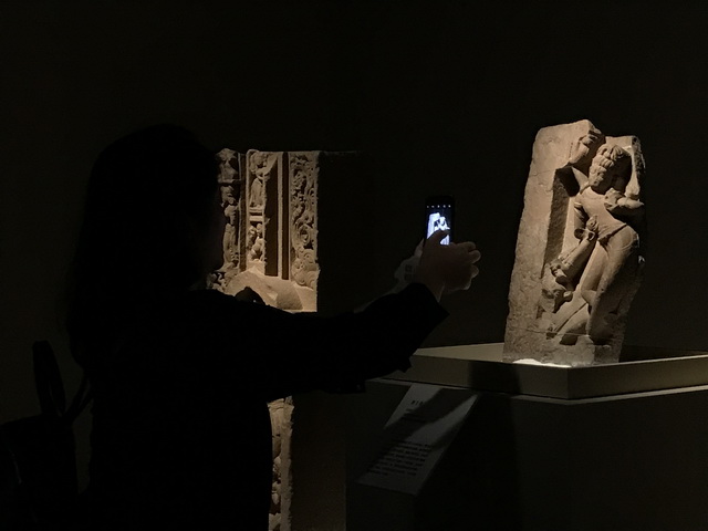 重磅：安博站官网展示，继敦煌大展后，又一重磅级艺术展在川博展出，由四川博物院、故宫博物院、印度博物馆主办，安博站官网一体化项目中印雕塑艺术展
