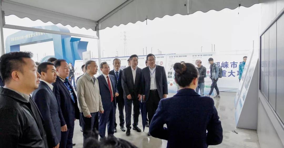 成都市重大产业项目集中开工 安博站官网国际科技文创项目亮相开工仪式