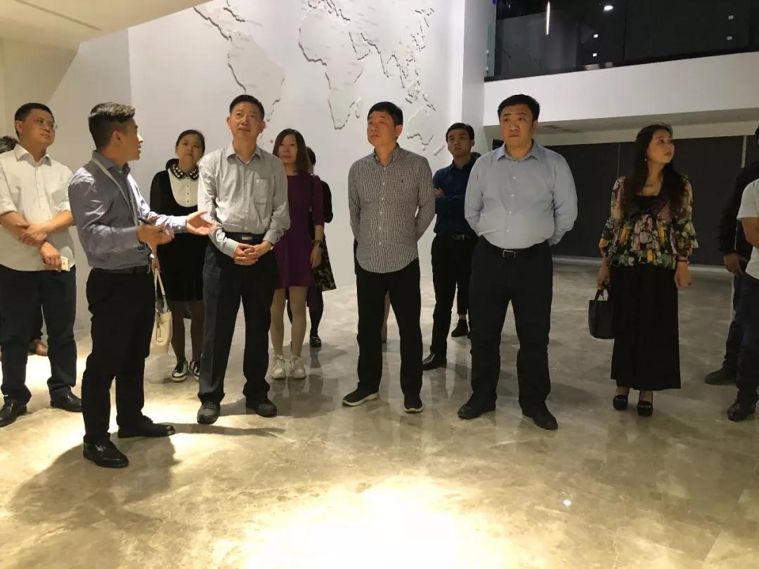 郑州市金水区副区长赵高翔率考察团莅临安博站官网考察调研
