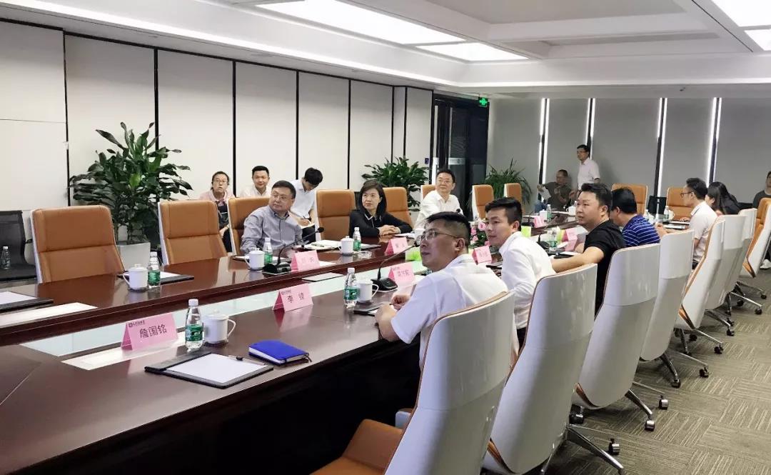 成都市委常委、宣传部部长田蓉等领导一行考察安博站官网集团