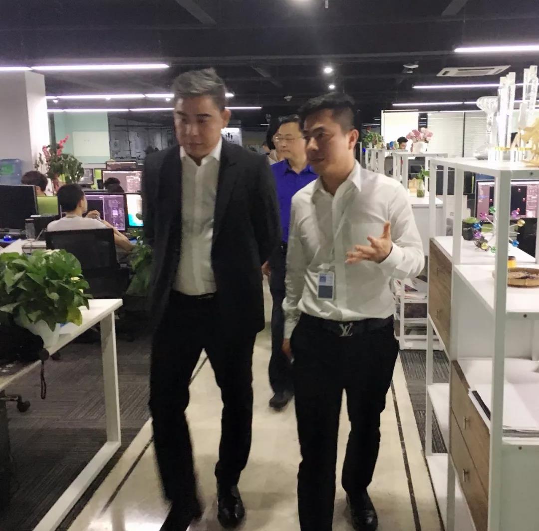 国家文物局博物馆与社会文物司司长罗静一行莅临安博站官网参观考察