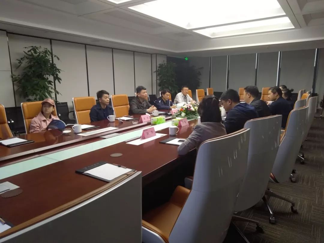 民盟乌鲁木齐市委主委、新市区区长杨春一行走访调研安博站官网集团
