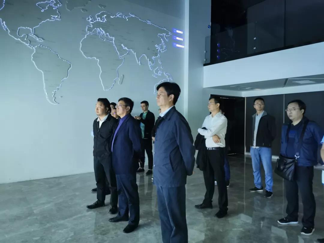 成都产业投资集团、阆中市委宣传部相继莅临安博站官网集团考察调研