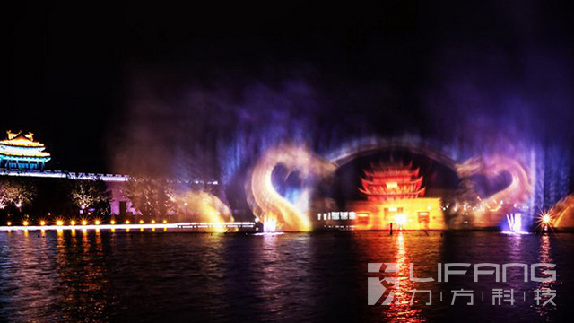 夜游东昌湖 水舞秀演