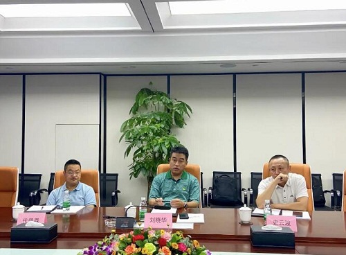 玉龙集团董事刘晓华一行莅临安博站官网考察交流